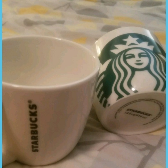 Starbucks Other - Starbucks coffee mug (set of 2)